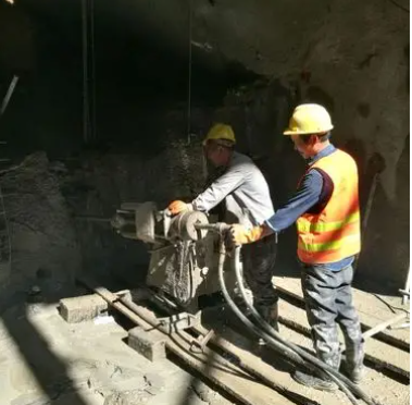 滨江水下抗分散灌浆料特点 水下不分散注浆料介绍